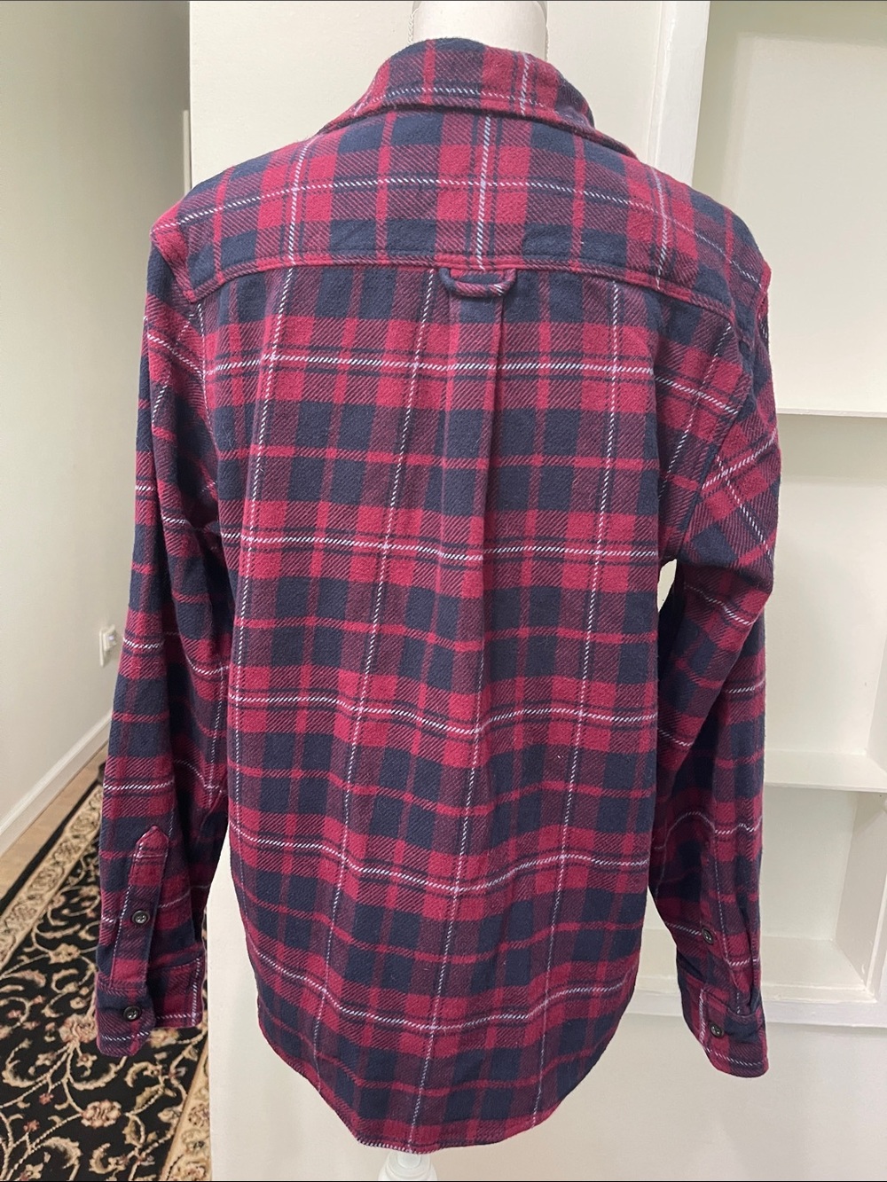Orvis Big Bear Sangria Red / Navy Blue Tartan Plaid Heavy 100% Cotton Flannel M - Picture 4 of 16
